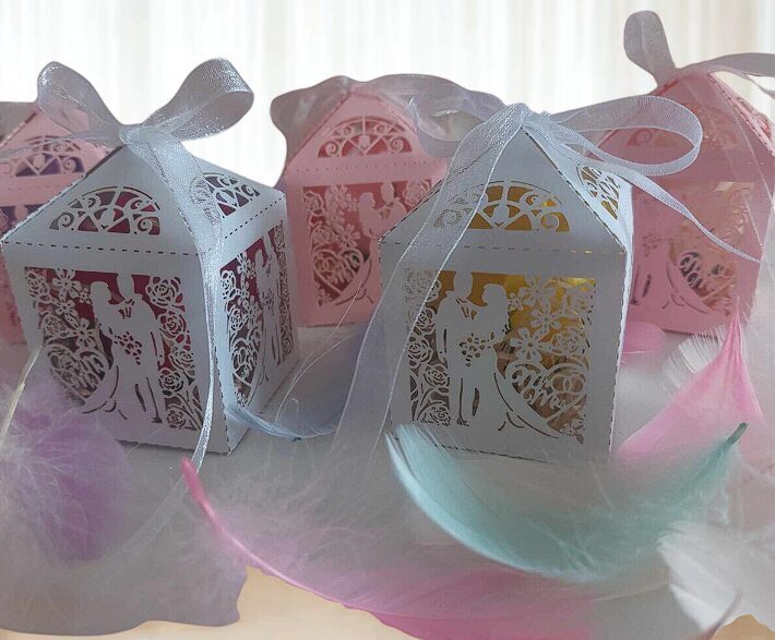 Kāzu dāvana viesiem – vannas roze dekoratīvā kastītē